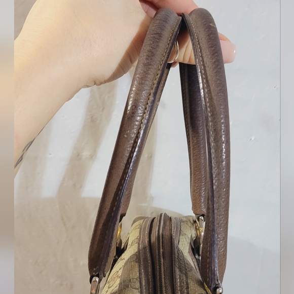 SOLD // Authentic Vintage Gucci Satchel Purse - Picture 9 of 15